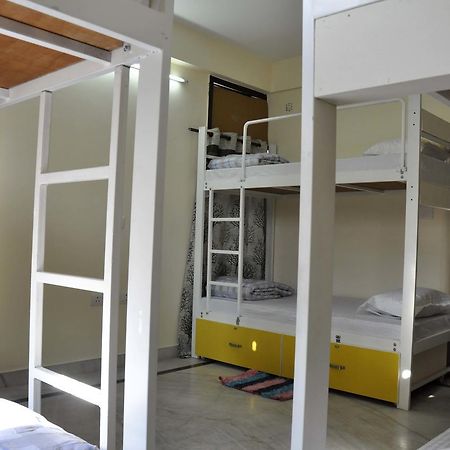 Friends Hostel New Delhi Ngoại thất bức ảnh